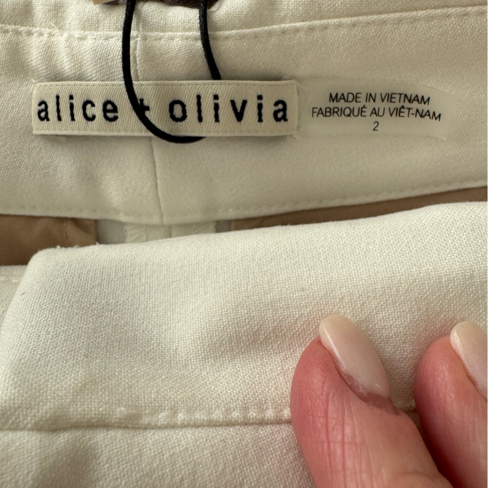 Alice + Olivia Chad Asymmetrical Cuffed Shorts in White NWT, $295 Retail - Picture 8 of 12